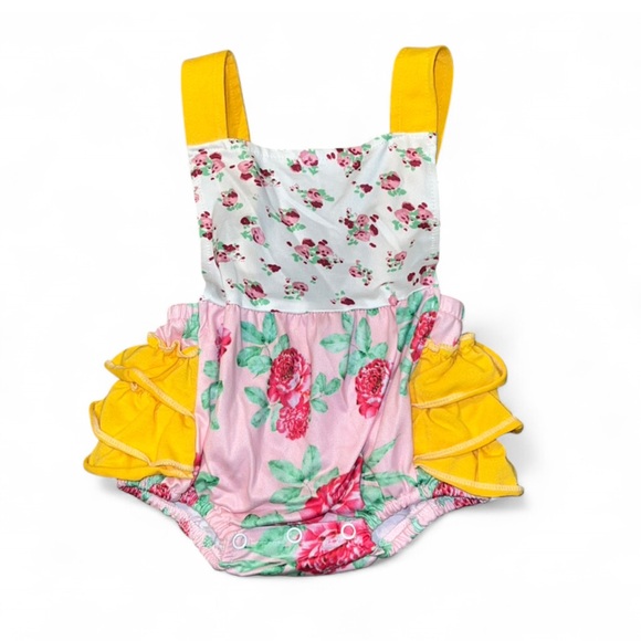 Honeydew USA Other - Honeydew Boutique Baby Girl Ruffle Romper